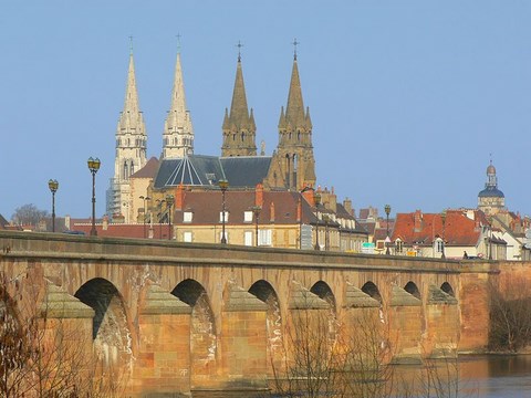 Moulin, le pont des régemortes - Allier - Auvergne