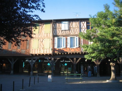 Mirepoix, les couverts - Ariège - Midi Pyrénées