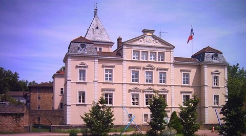 Neuville, château d'Ombreval - Rhône - région Rhone-alpes