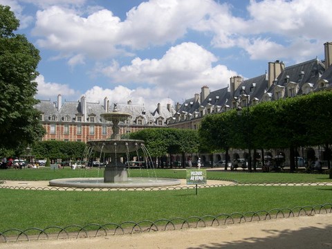 Paris, place des Vosges - Paris-Ile de France