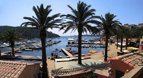 Port Cros, la rade - Var - PACA