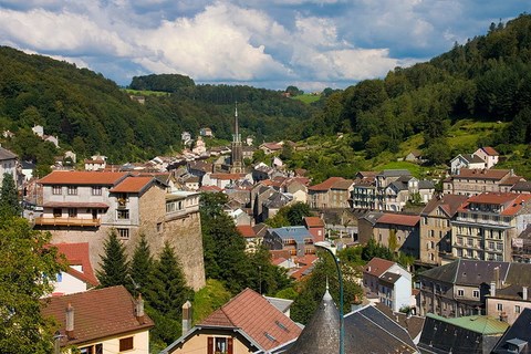 Plombières les Bains, vue depuis la route d'Epinal - Vosges - Lorraine