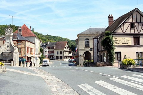 La Roche Guyon, centre ville - Val d'Oise - Ile de France