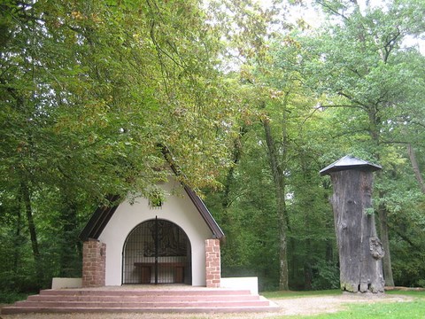 Haguenau - chapelle dans la Forêt - Alsace - Bas Rhin 