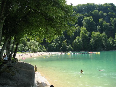 Lac de Chalainh, dans le Jura, - plage